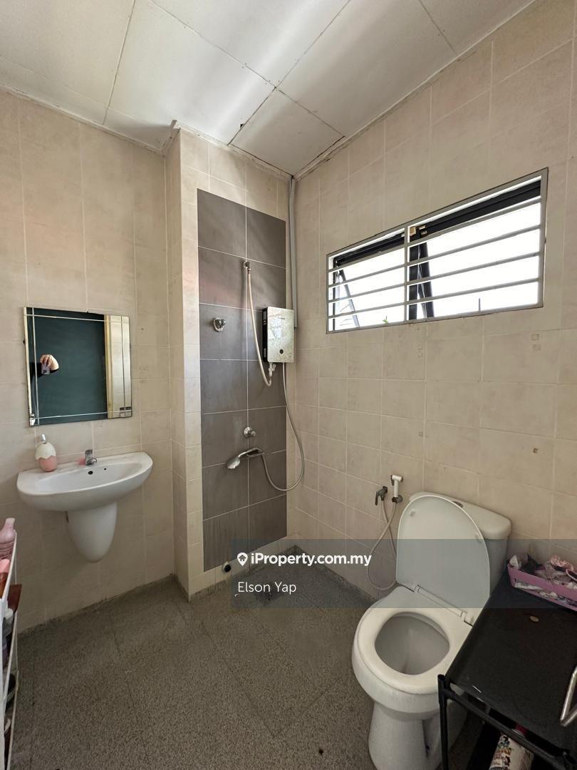 Rumah Berangkai 2 Tingkat untuk Dijual di Sutera Damansara, Damansara Damai oleh Elson Yap - iProperty.com.my