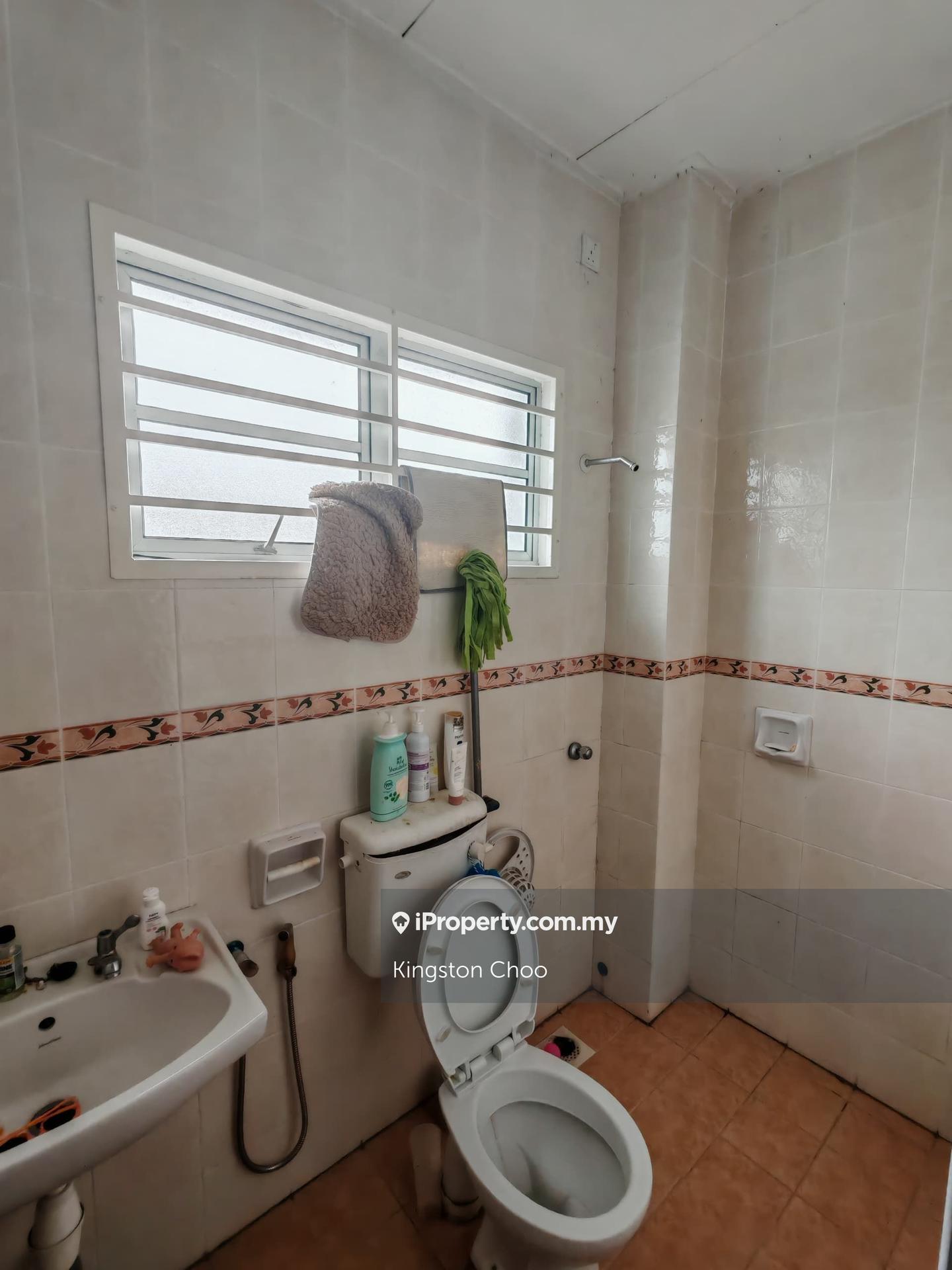 Rumah Berangkai 3 Tingkat untuk Dijual di Ukay Perdana, Ulu Kelang oleh Kingston Choo - iProperty.com.my