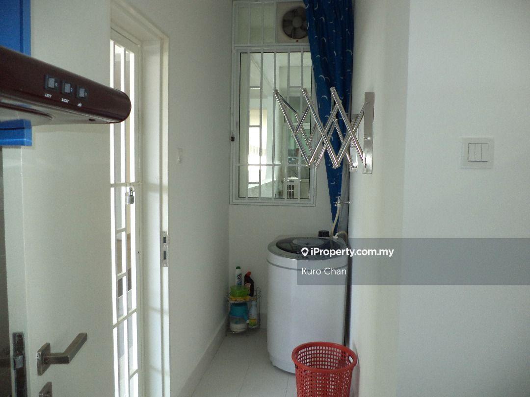 Service Residence for Sale in Skypod Residence by Kuro Chan - iProperty.com.my