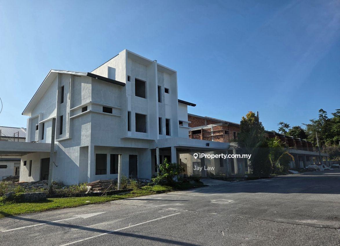 Rumah Berangkai 2 Tingkat untuk Dijual di Kuching, Sarawak oleh Jay Law - iProperty.com.my