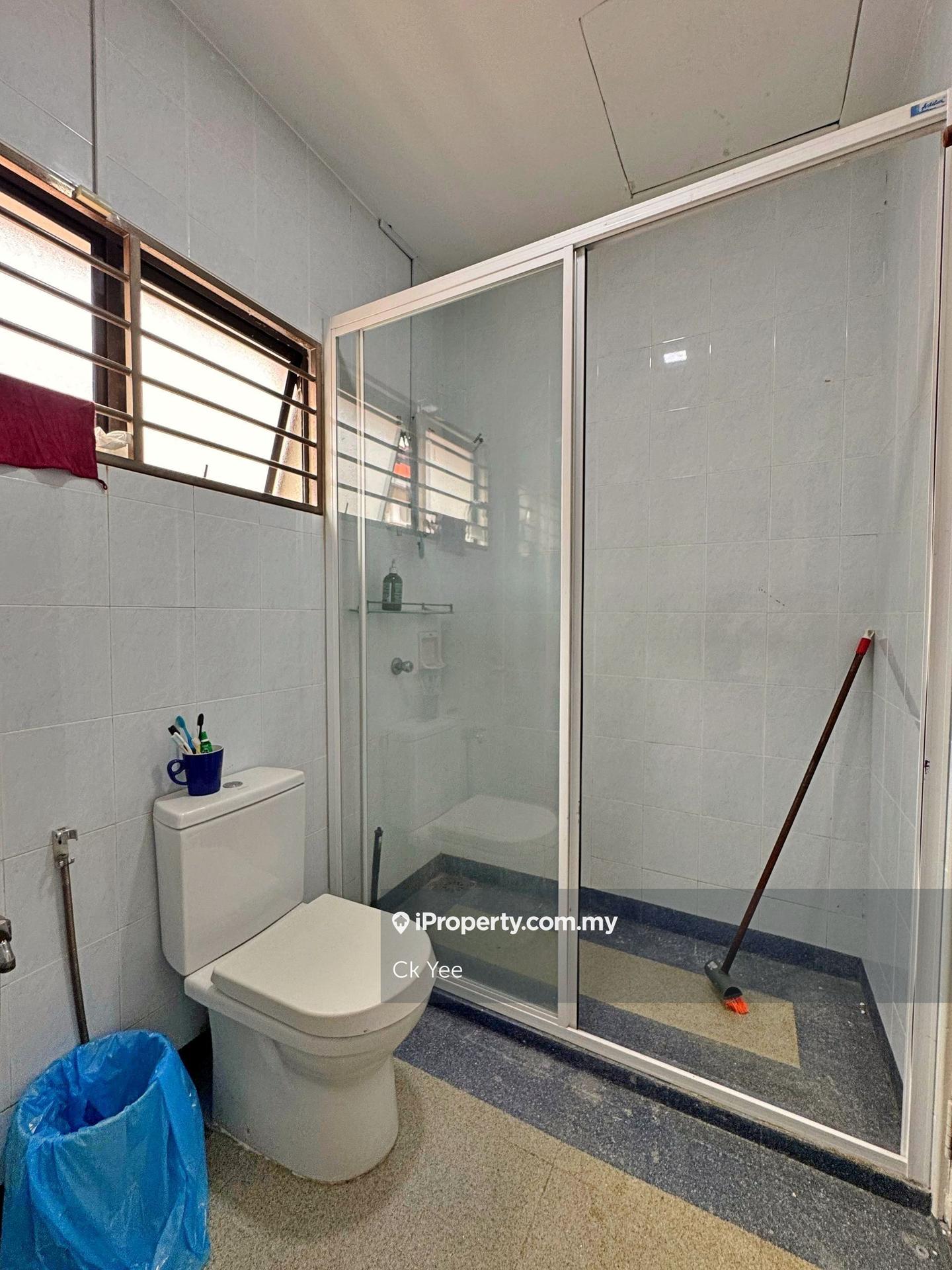 3-storey Terraced House for Sale in Jalil Sutera, Bukit Jalil by Ck Yee - iProperty.com.my