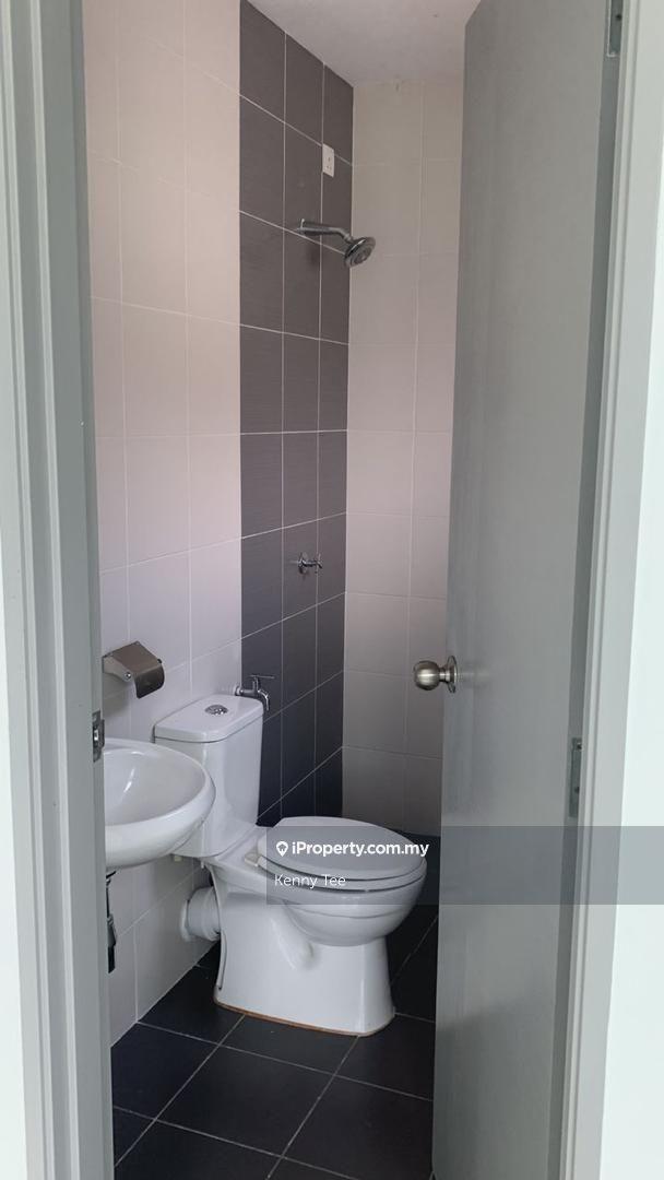 Rumah Berangkai 2 Tingkat untuk Disewa di URGENT FIRE RENT SRI BINJAI HOUSE, Seremban oleh Kenny Tee - iProperty.com.my