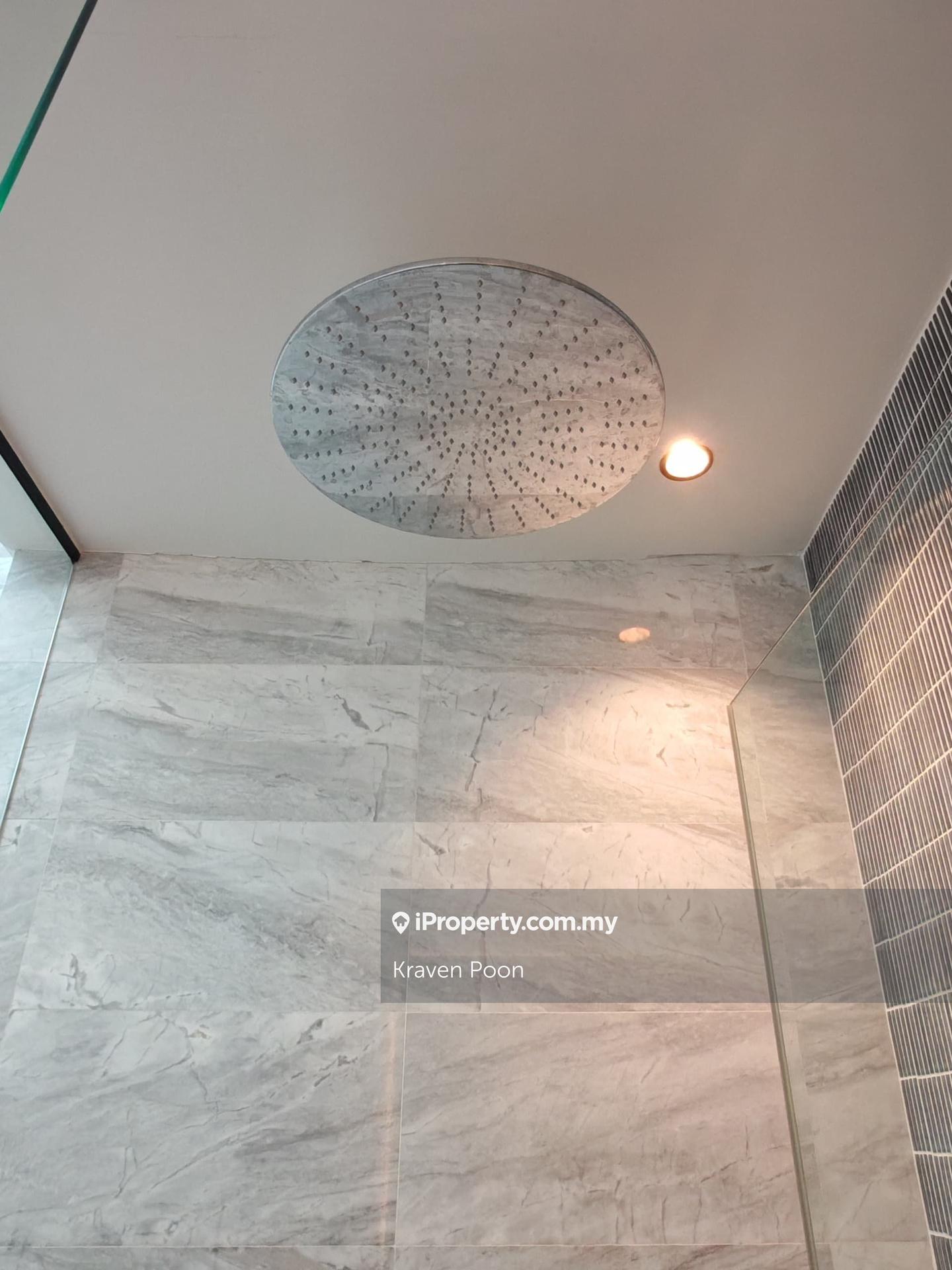 Rumah Bandar untuk Dijual di East Residence KLGCC Resort, Bukit Kiara, Bandar Sri Damansara oleh Kraven Poon - iProperty.com.my