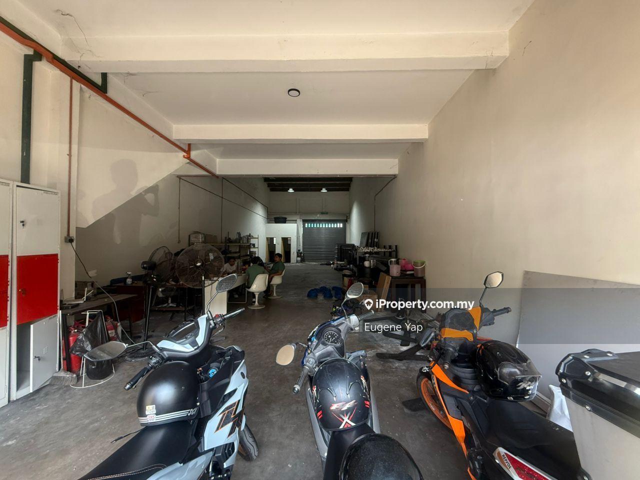 Kilang Teres untuk Dijual di Bukit Kemuning , Seksyen 34 @ Shah Alam, Shah Alam oleh Eugene Yap - iProperty.com.my
