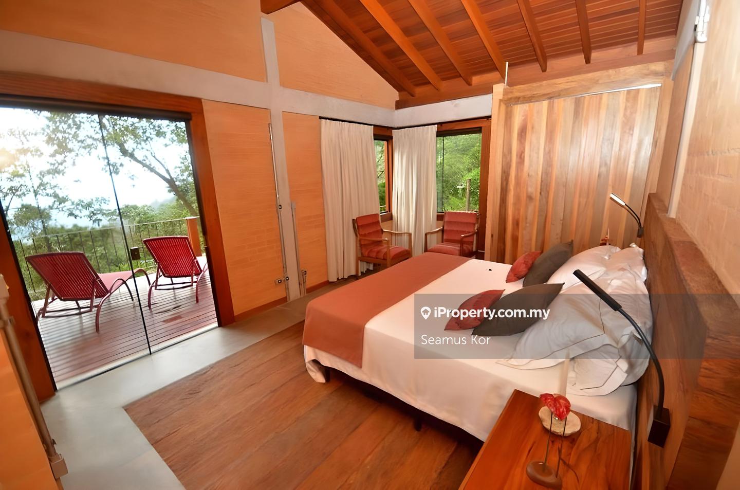 Hotel / Resort untuk Dijual di Pantai, Negeri Sembilan oleh Seamus Kor - iProperty.com.my