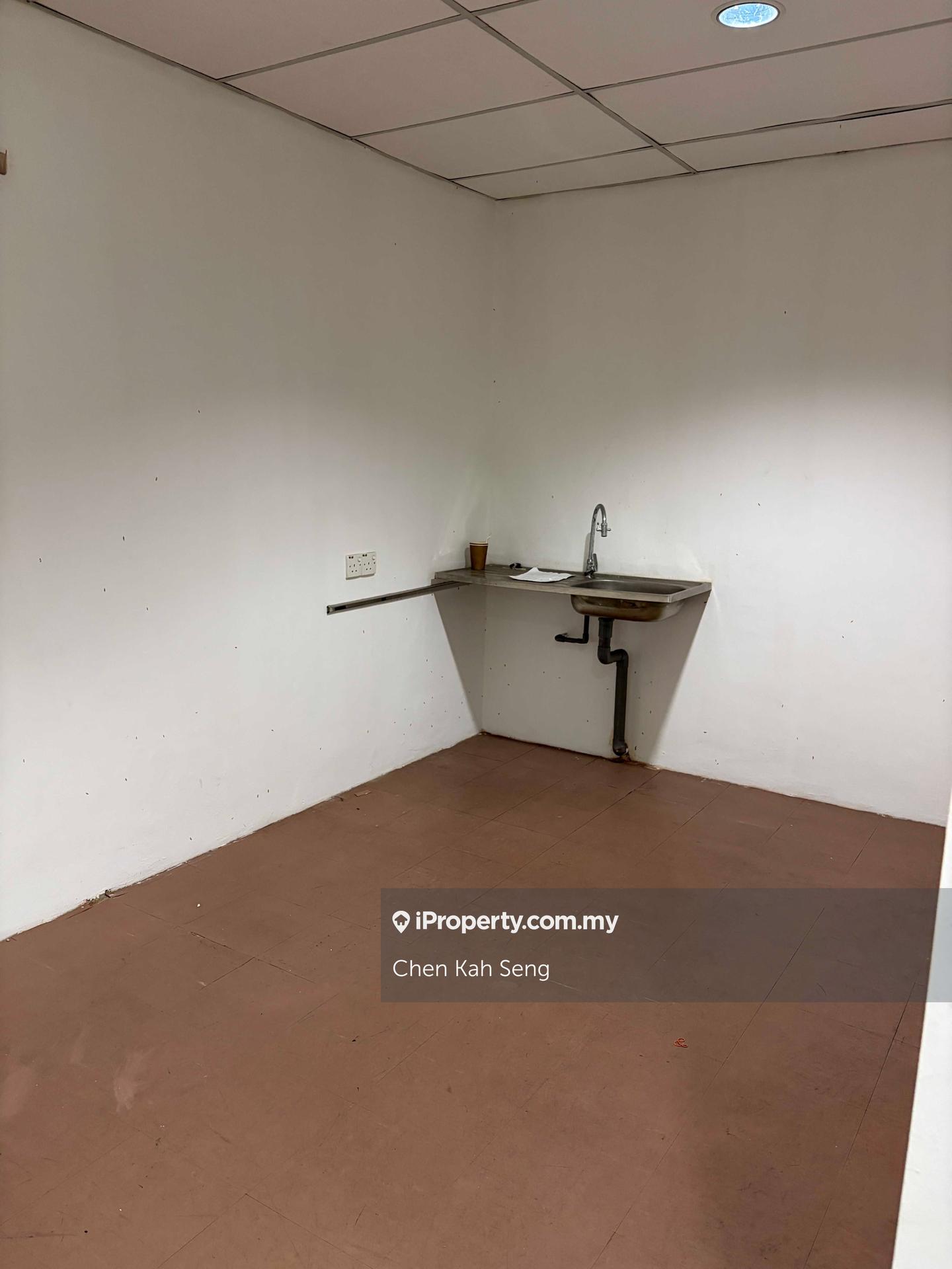 Pejabat untuk Disewa di 3 Two Square, Petaling Jaya oleh Chen Kah Seng - iProperty.com.my