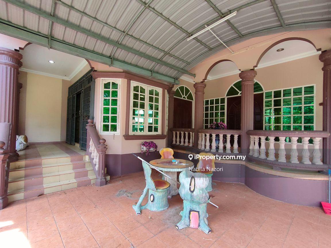 Banglo untuk Dijual di Wakaf Che Yeh, Kota Bharu oleh Nabila Nazori - iProperty.com.my