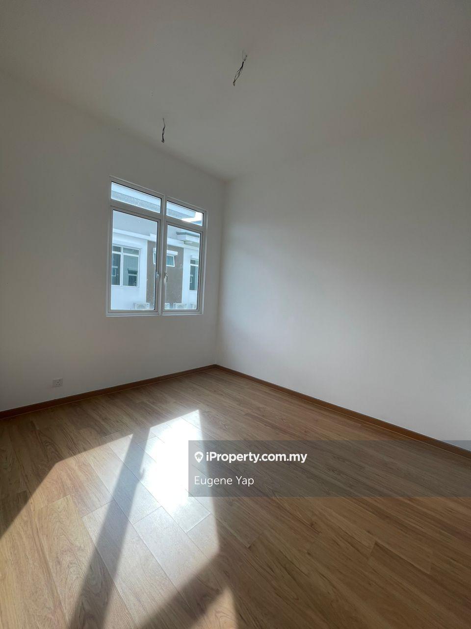 Rumah Berangkai 3 Tingkat untuk Dijual di Puncak Indah @ Ampang, Ampang oleh Eugene Yap - iProperty.com.my