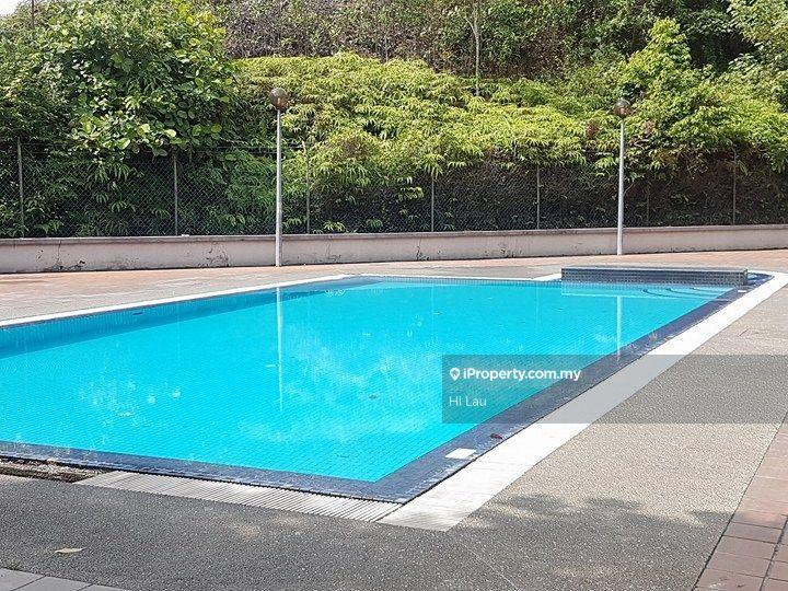 Pangsapuri untuk Dijual di Putra Permai Block C oleh Hl Lau - iProperty.com.my