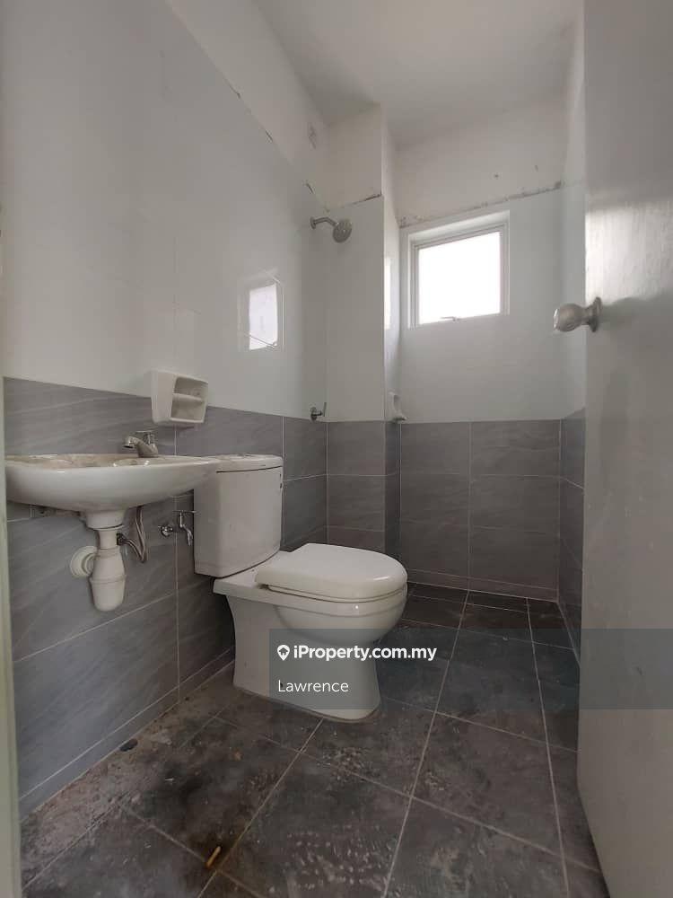 Rumah Berkembar untuk Dijual di Seri Residensi,Kapar. (Aman Perdana, Bukit Raja.), Klang oleh Lawrence - iProperty.com.my