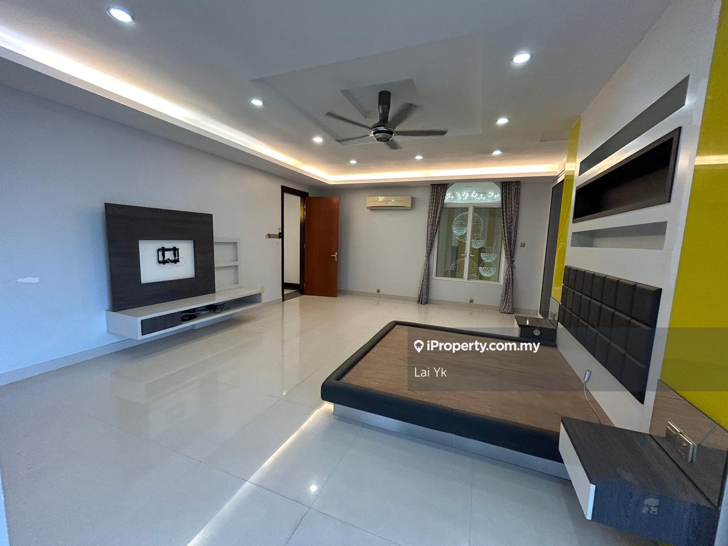 Bungalow House for Sale in Subang Heights, Subang Jaya by Lai Yk - iProperty.com.my