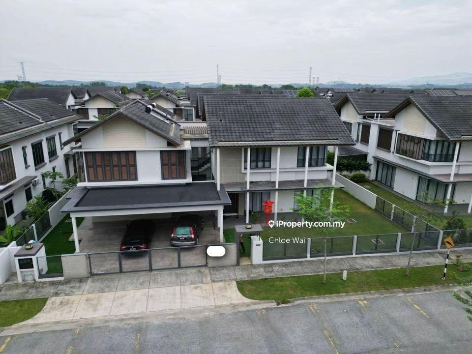 Bungalow House for Sale in Seksyen U16, Shah Alam by Chloe Wai - iProperty.com.my