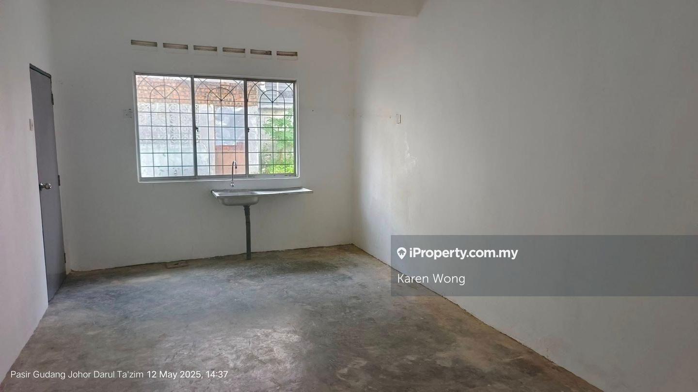 Rumah Berangkai 1 Tingkat untuk Dijual di Pasir Gudang, Johor oleh Karen Wong - iProperty.com.my