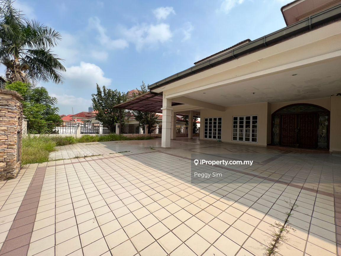 Rumah Berkembar untuk Dijual di Bandar Puteri Puchong, Puchong oleh Peggy Sim - iProperty.com.my