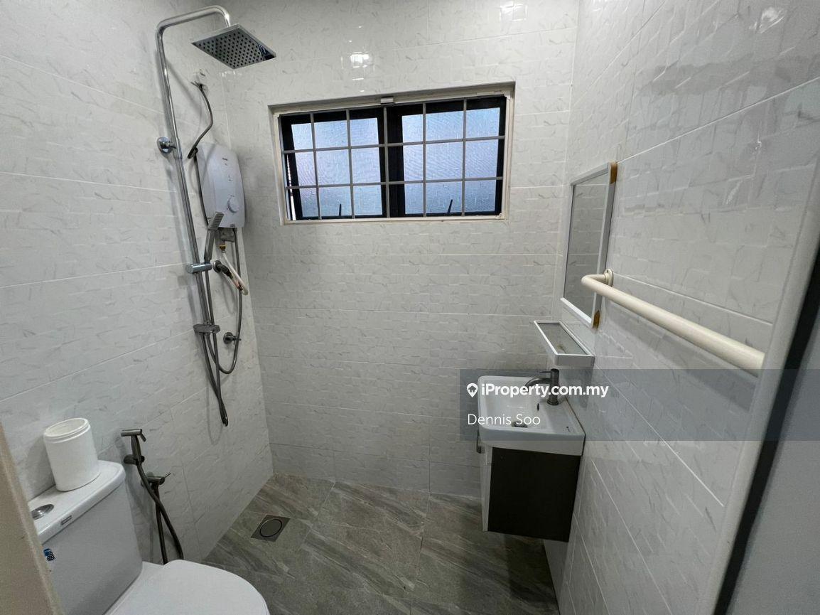 Rumah Berangkai 2.5 Tingkat untuk Dijual di BU 6, BANDAR UTAMA, DAMANSARA, PETALING JAYA, Bandar Utama oleh Dennis Soo - iProperty.com.my