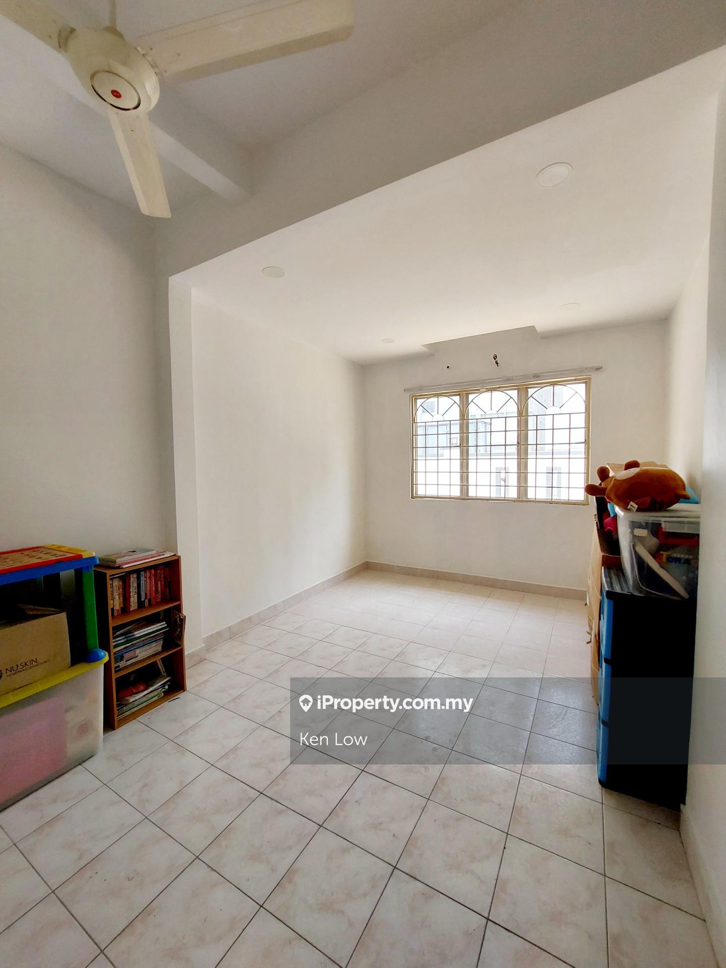 Rumah Berangkai 2 Tingkat untuk Dijual di Bandar Kajang, Kajang oleh Ken Low - iProperty.com.my