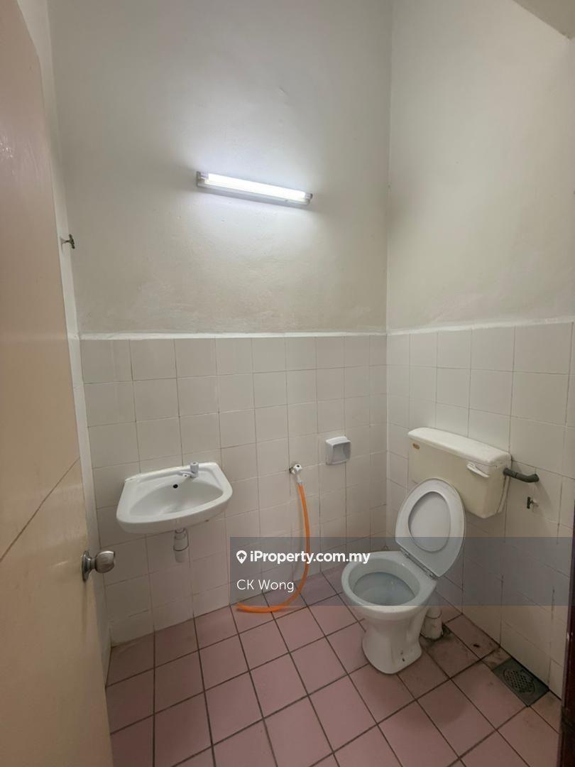 Terraced House for Sale in Taman Lestari Perdana, Seri Kembangan by CK Wong - iProperty.com.my