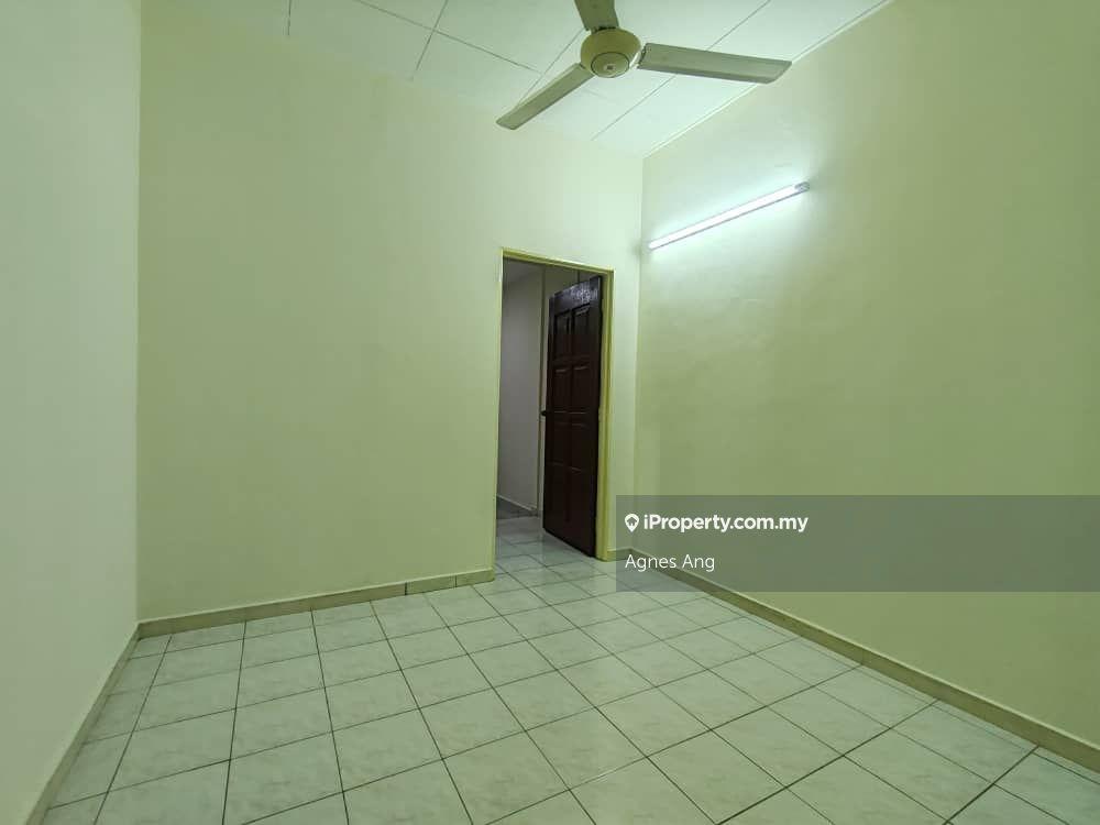 Rumah Berangkai 2 Tingkat untuk Dijual di Kota Pendamar, Klang oleh Agnes Ang - iProperty.com.my