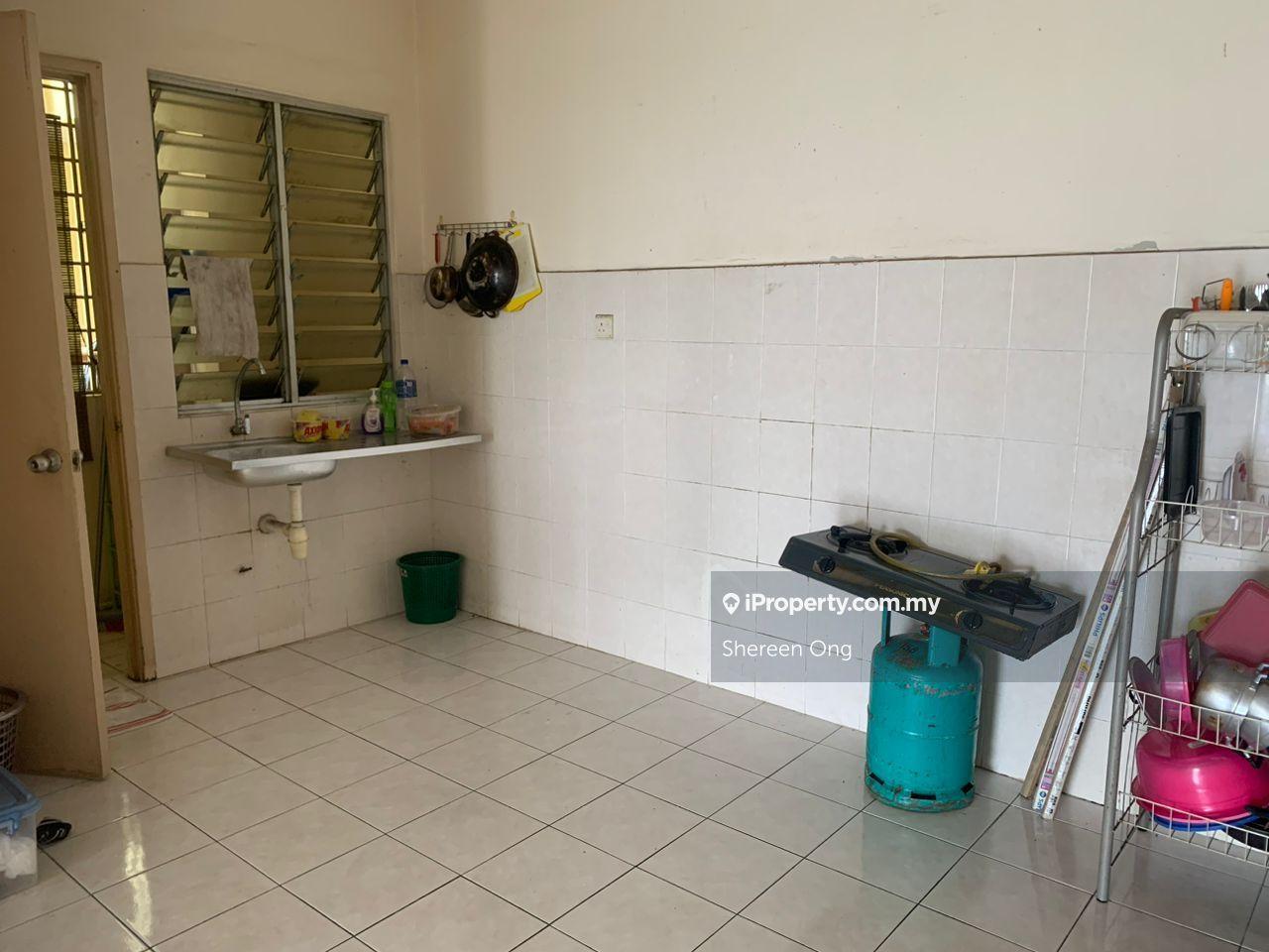 Condominium for Sale in Platinum Hill PV 3 by Shereen Ong - iProperty.com.my