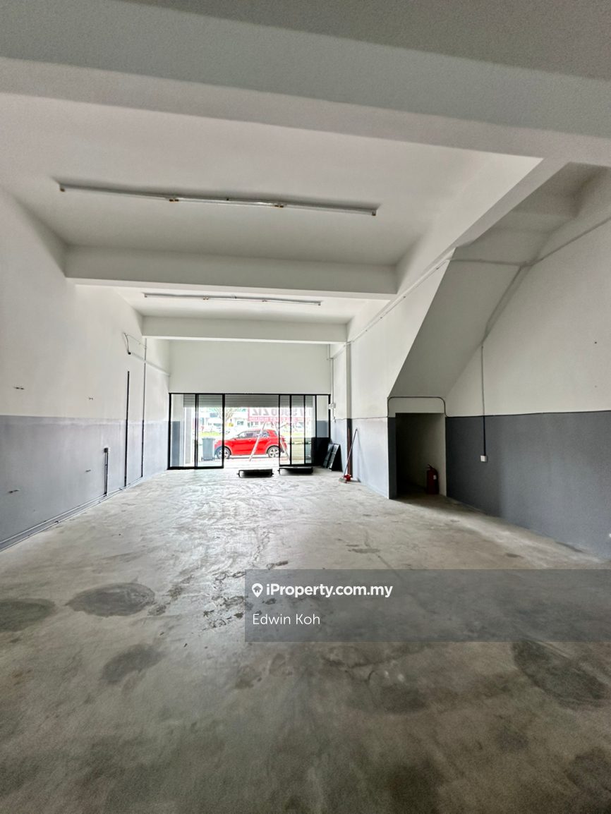 Shop for Rent in Taman Angkasa Nuri, Durian Tunggal by Edwin Koh - iProperty.com.my