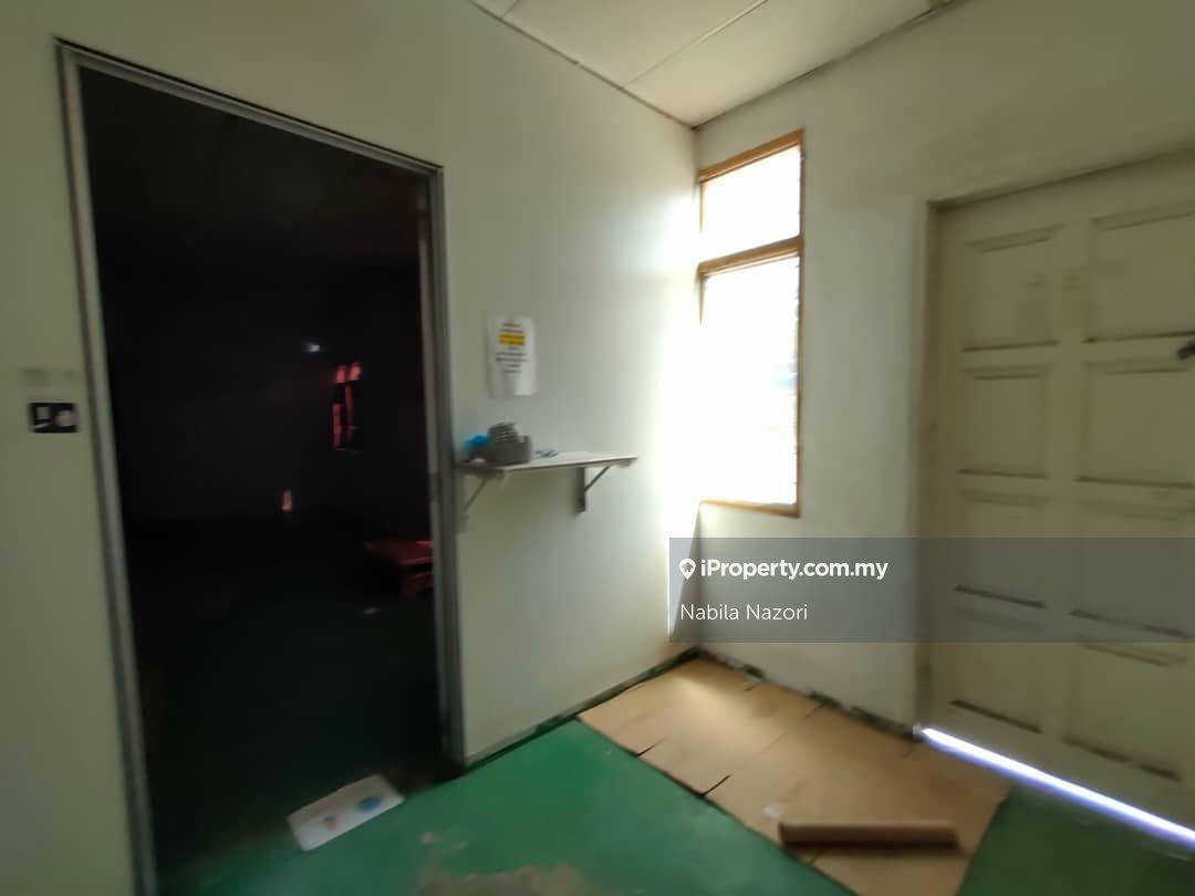 Kilang Teres untuk Disewa di Kota Bharu, Kelantan oleh Nabila Nazori - iProperty.com.my