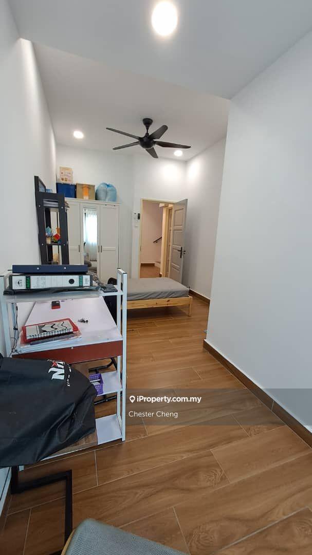 Rumah Berangkai 2.5 Tingkat untuk Dijual di Subang Jaya, Selangor oleh Chester Cheng - iProperty.com.my