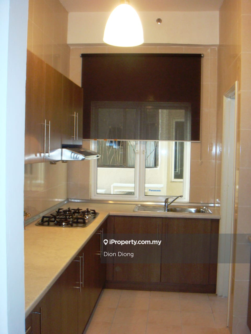 Service Residence for Sale in Waldorf Tower by Dion Diong - iProperty.com.my