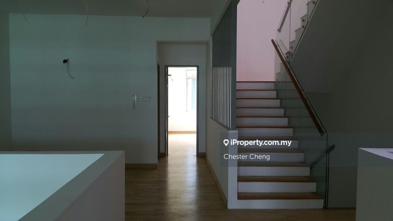3-storey Terraced House for Sale in Jalan Barat @ D'Island Residence, Puchong, Puchong by Chester Cheng - iProperty.com.my