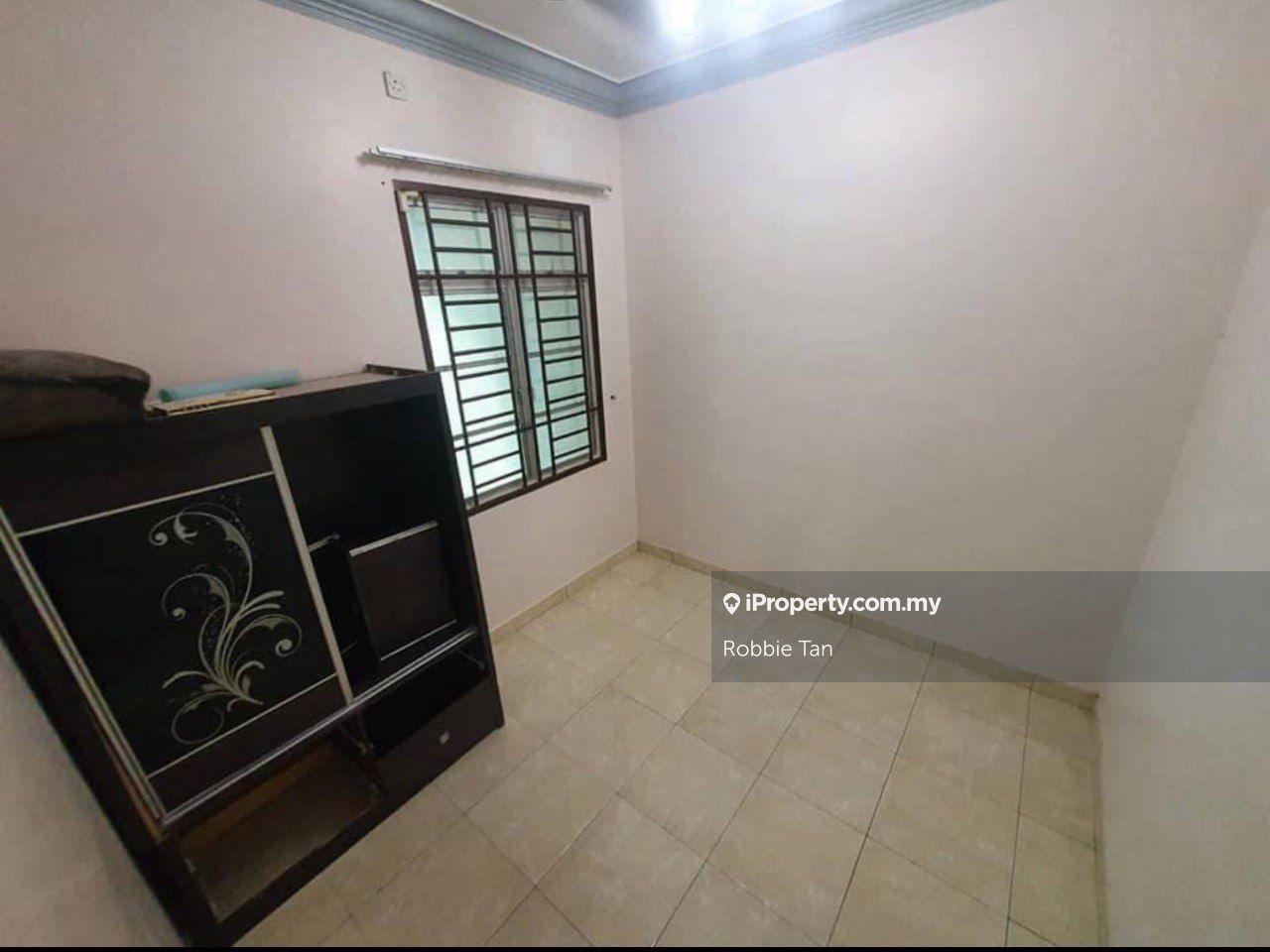 Rumah Berangkai 2 Tingkat untuk Dijual di Taman Austin Perdana, Tebrau oleh Robbie Tan - iProperty.com.my