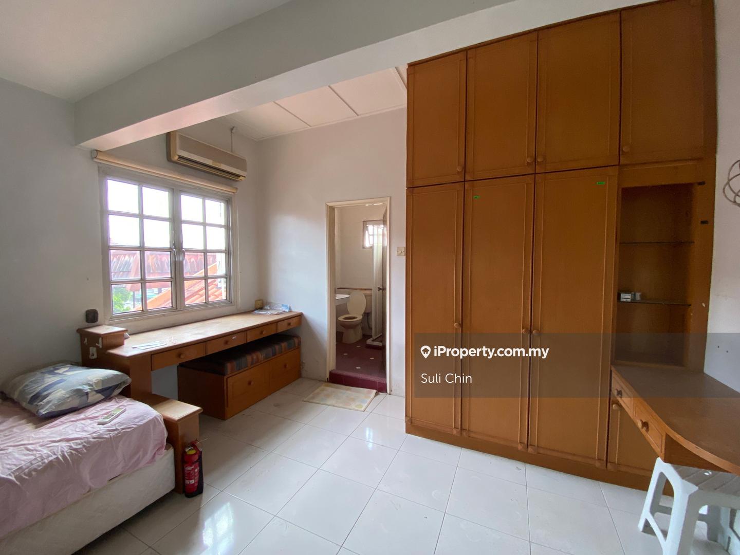 Banglo untuk Dijual di Taman Overseas Union (Taman Oug), Jalan Klang Lama (Old Klang Road) oleh Suli Chin - iProperty.com.my