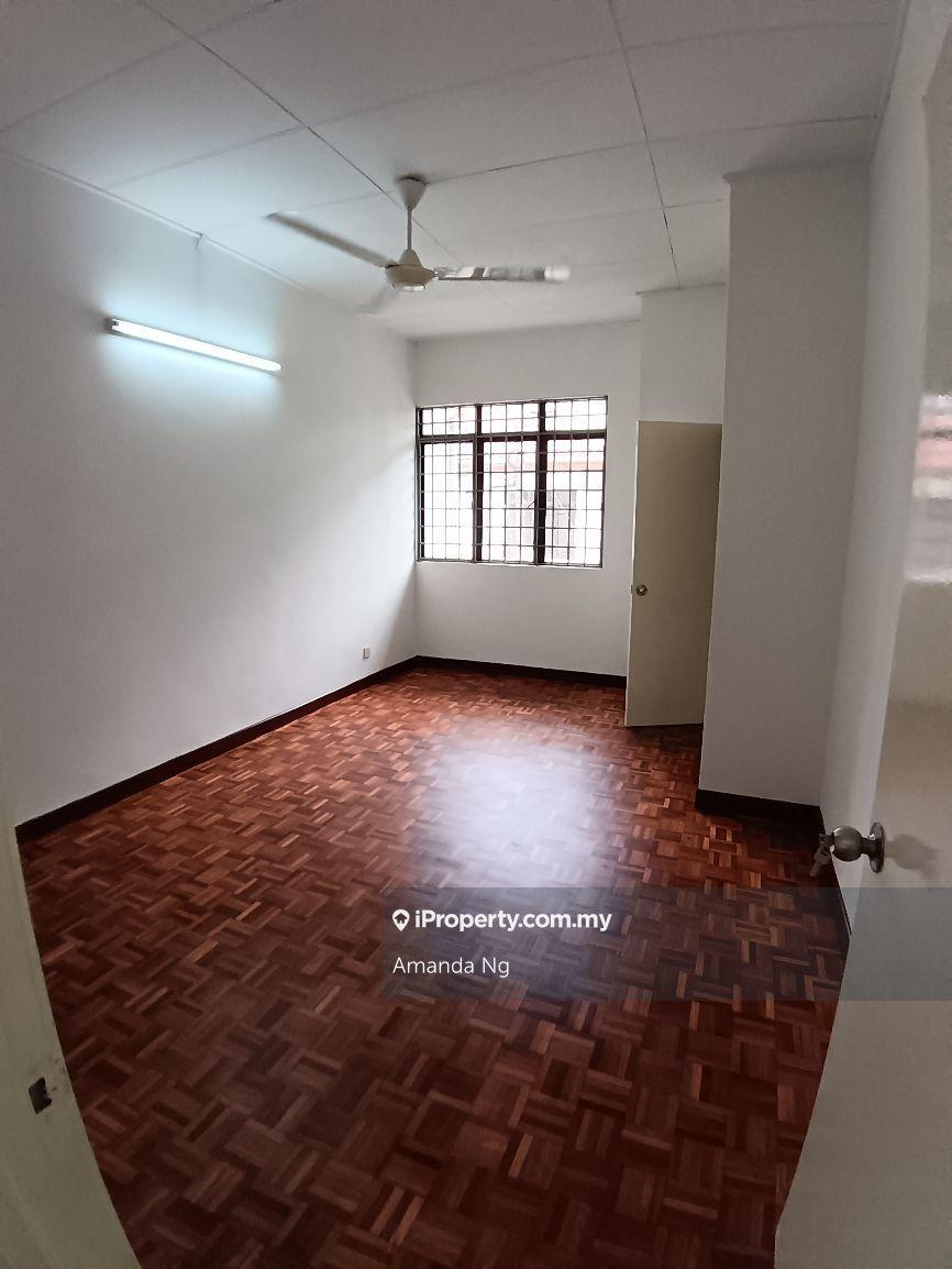Rumah Berangkai 2 Tingkat untuk Disewa di Bandar Utama BU11, Bandar Utama oleh Amanda Ng - iProperty.com.my