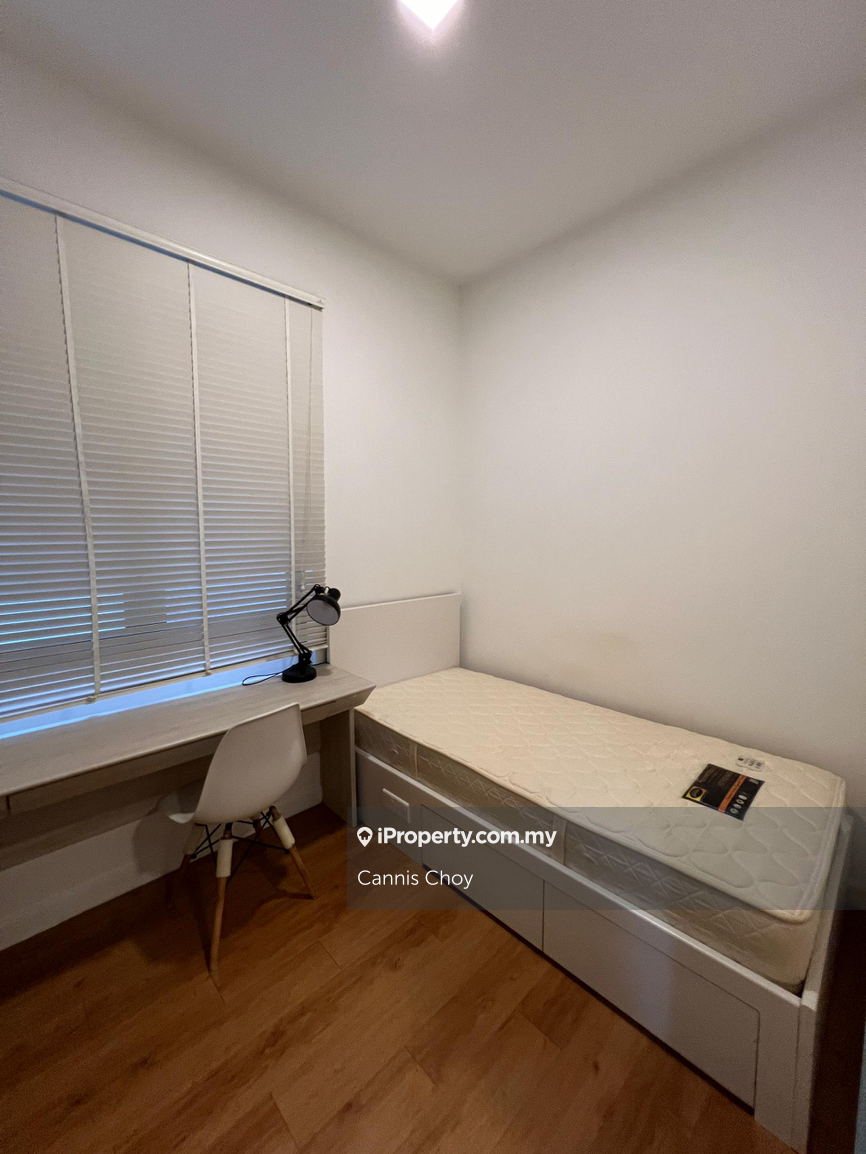 Service Residence for Sale in Utropolis Suites 2 by Cannis Choy - iProperty.com.my