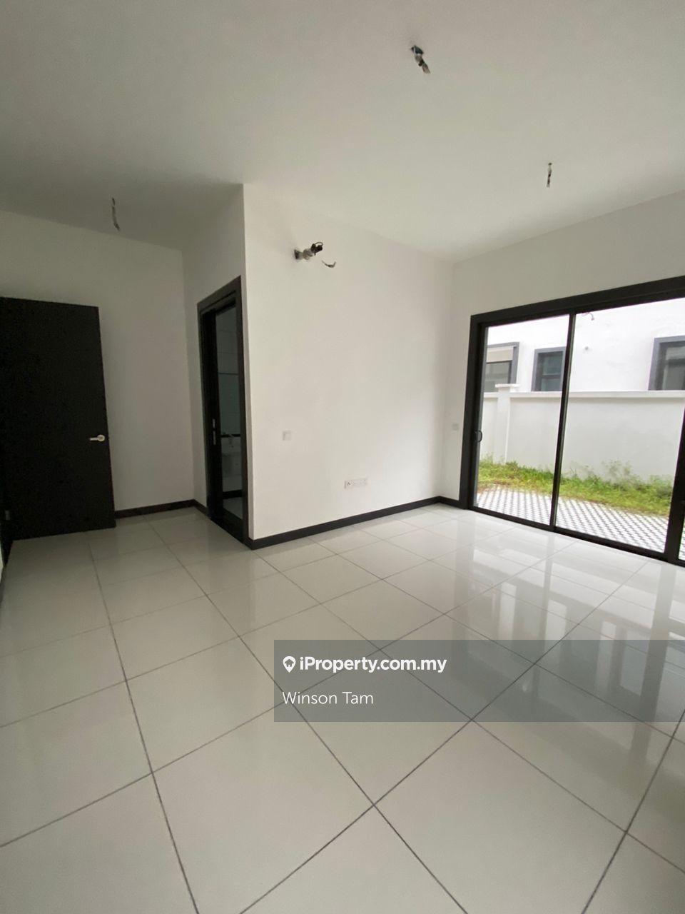Rumah Berkembar untuk Dijual di Shah Alam, Selangor oleh Winson Tam - iProperty.com.my
