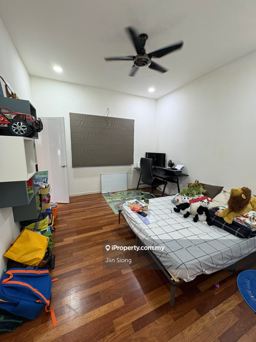 Rumah Teres untuk Dijual di Villa Astana @ Kajang, Kajang oleh Jiin Siong - iProperty.com.my