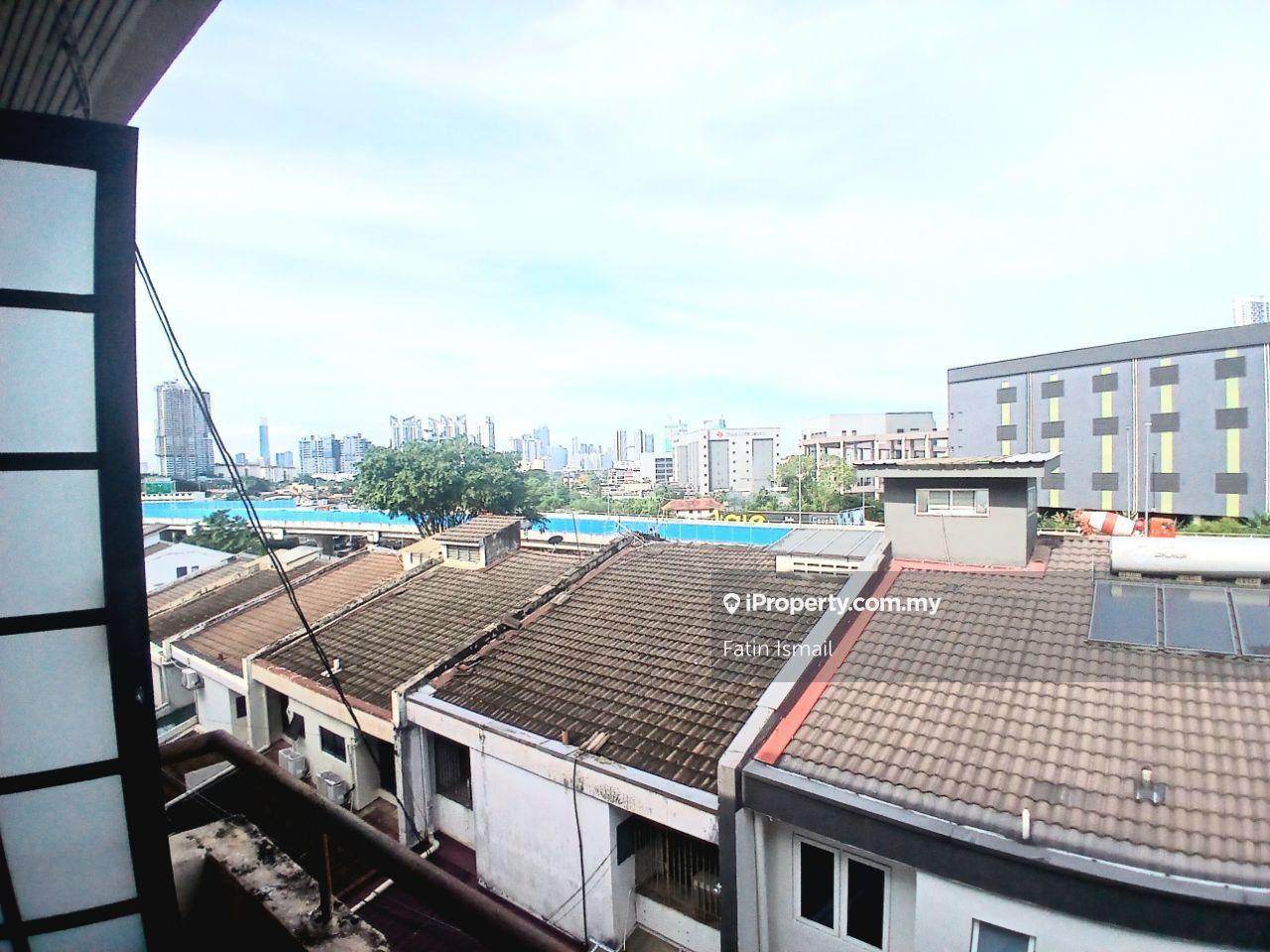 Rumah Berangkai 3 Tingkat untuk Dijual di Taman Dataran Ukay, Ulu Kelang oleh Fatin Ismail - iProperty.com.my