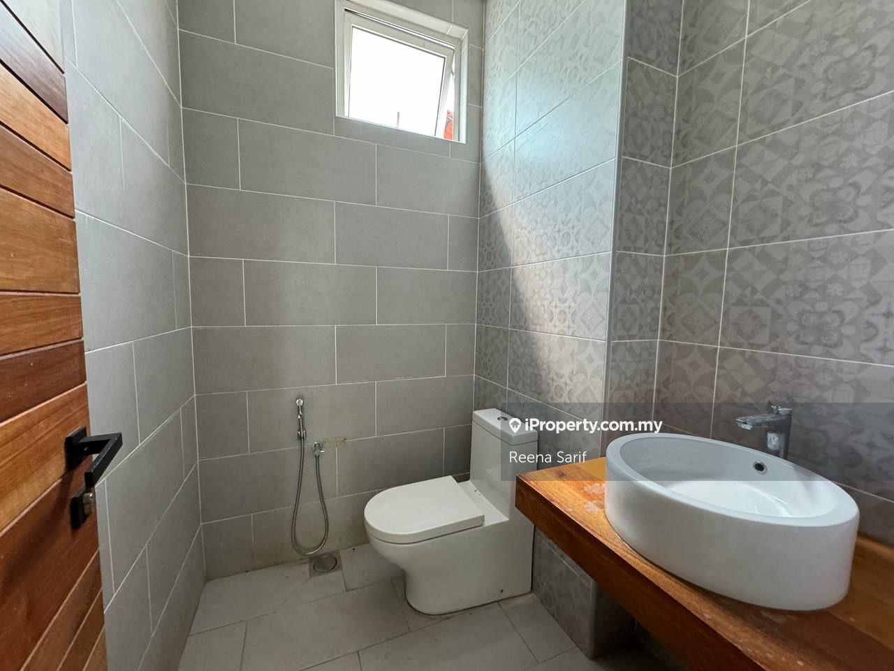 Banglo untuk Dijual di Bukit Jelutong, Shah Alam oleh Reena Sarif - iProperty.com.my