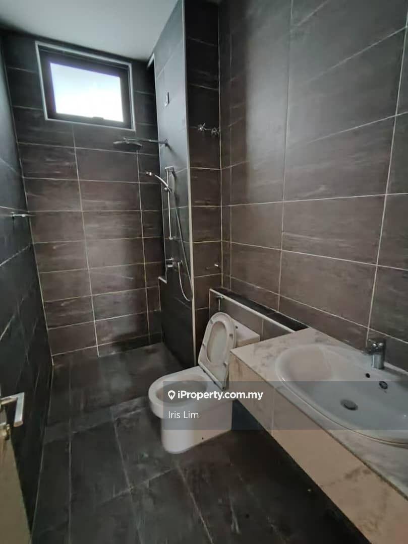 Rumah Berkembar untuk Dijual di Taman Nusa Sentral, Iskandar Puteri (Nusajaya) oleh Iris Lim - iProperty.com.my