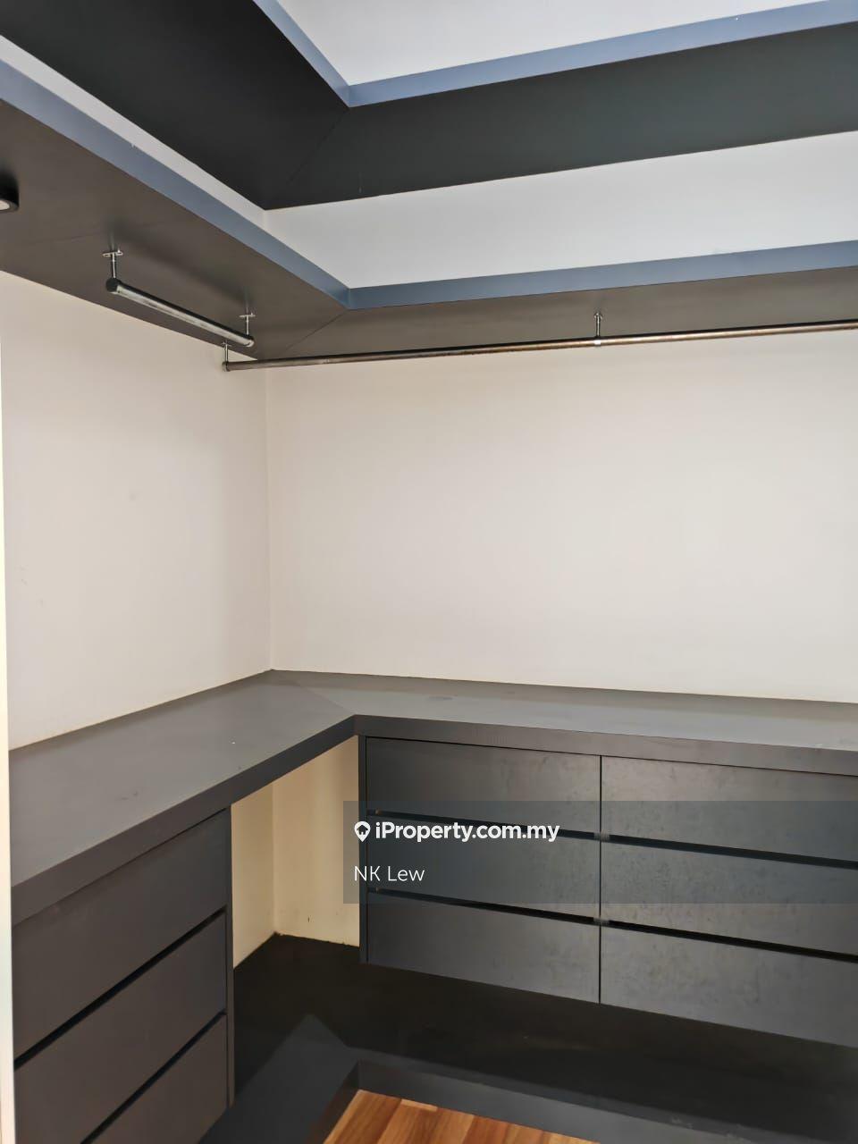 Condominium for Sale in Bayan Villa, Seri Kembangan by NK Lew - iProperty.com.my