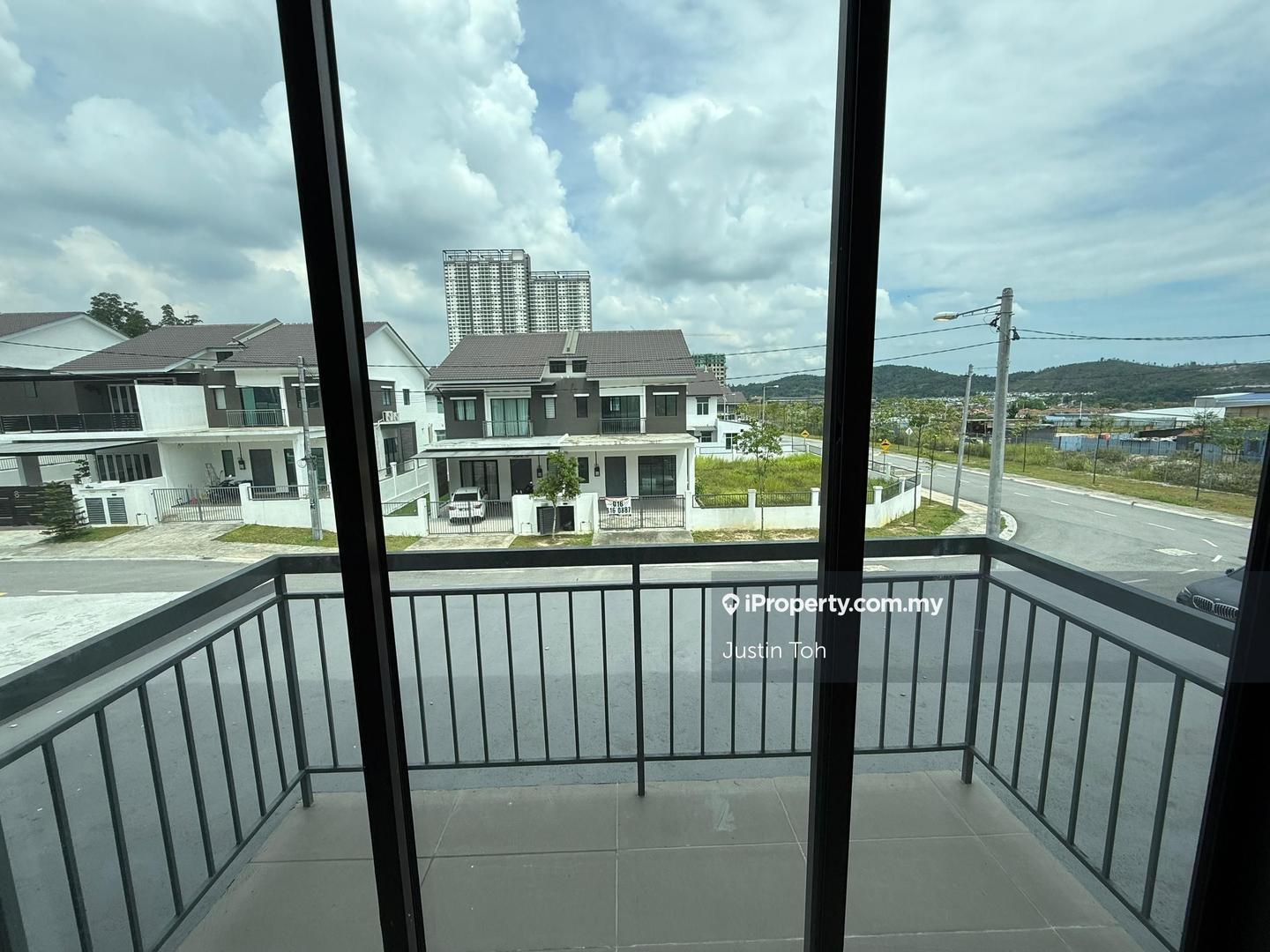 Semi-Detached House for Sale in Taman Scientex Rawang, Rawang by Justin Toh - iProperty.com.my