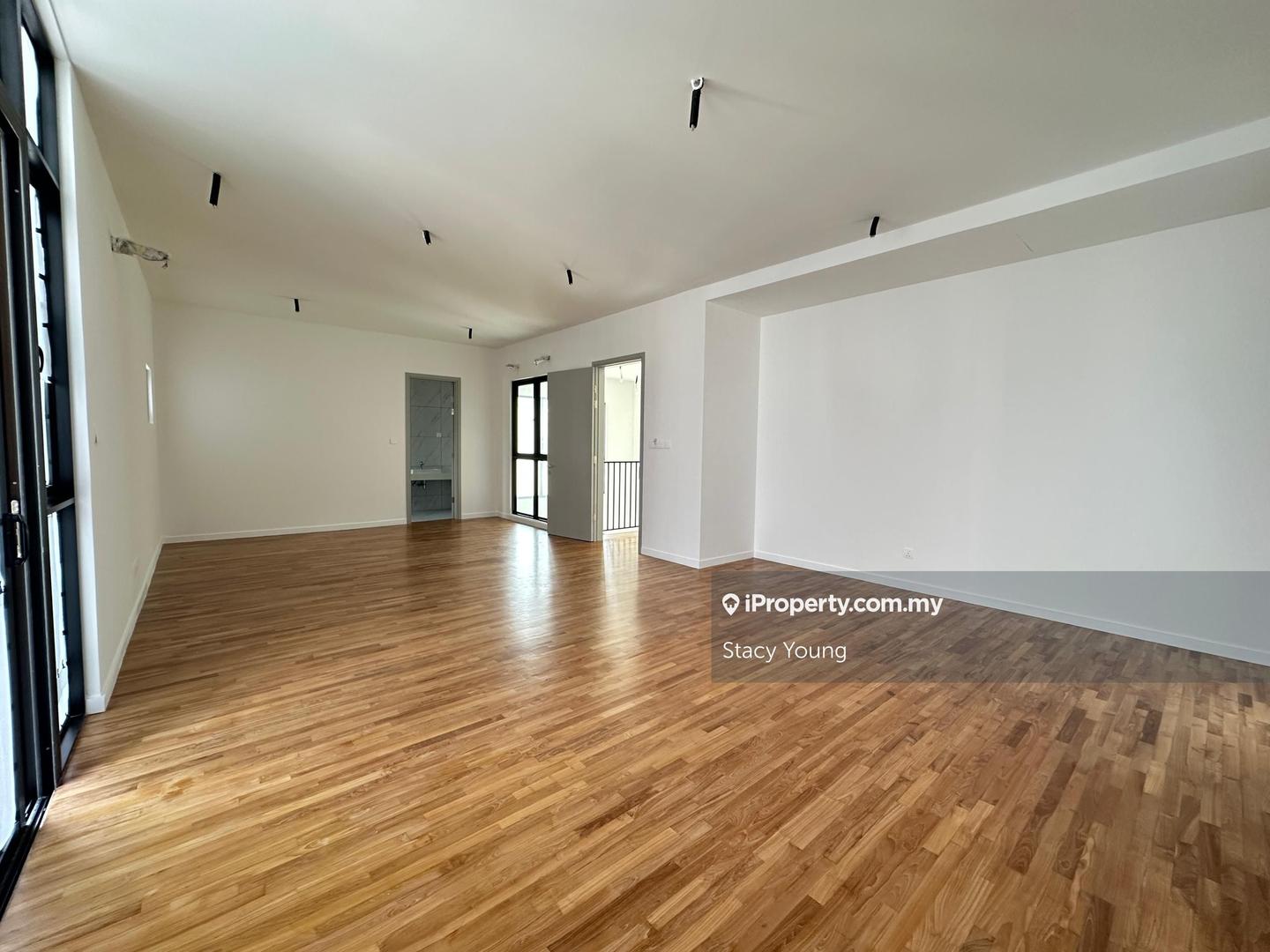 Banglo untuk Dijual di Sungai Long, Bandar Sungai Long oleh Stacy Young - iProperty.com.my