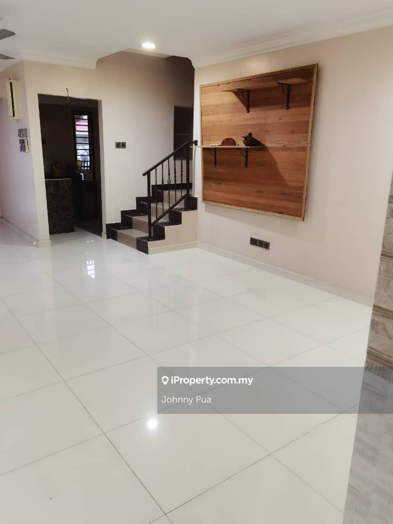 Rumah Berangkai 2 Tingkat untuk Dijual di Taman Subang Indah, Sunway oleh Johnny Pua - iProperty.com.my