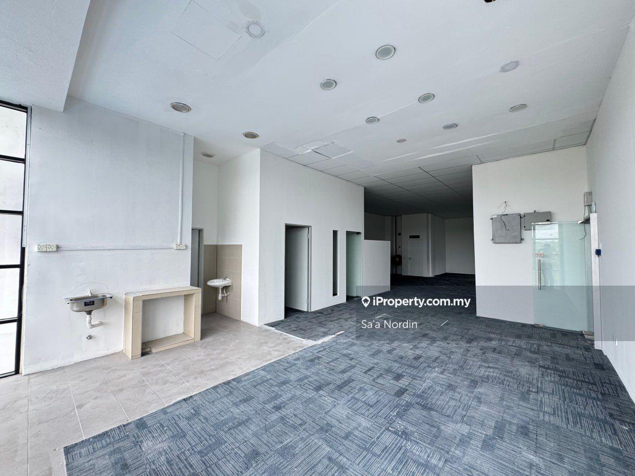 Semi-D Kilang untuk Dijual di U8, Bukit Jelutong Industrial Park, Shah Alam oleh Sa'a Nordin - iProperty.com.my