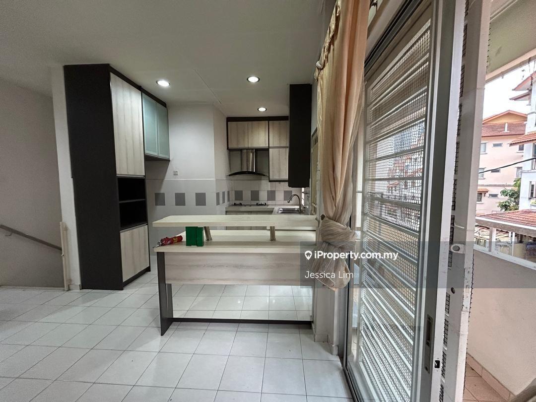 Townhouse for Sale in Taman Amansiara, Rawang by Jessica Lim - iProperty.com.my