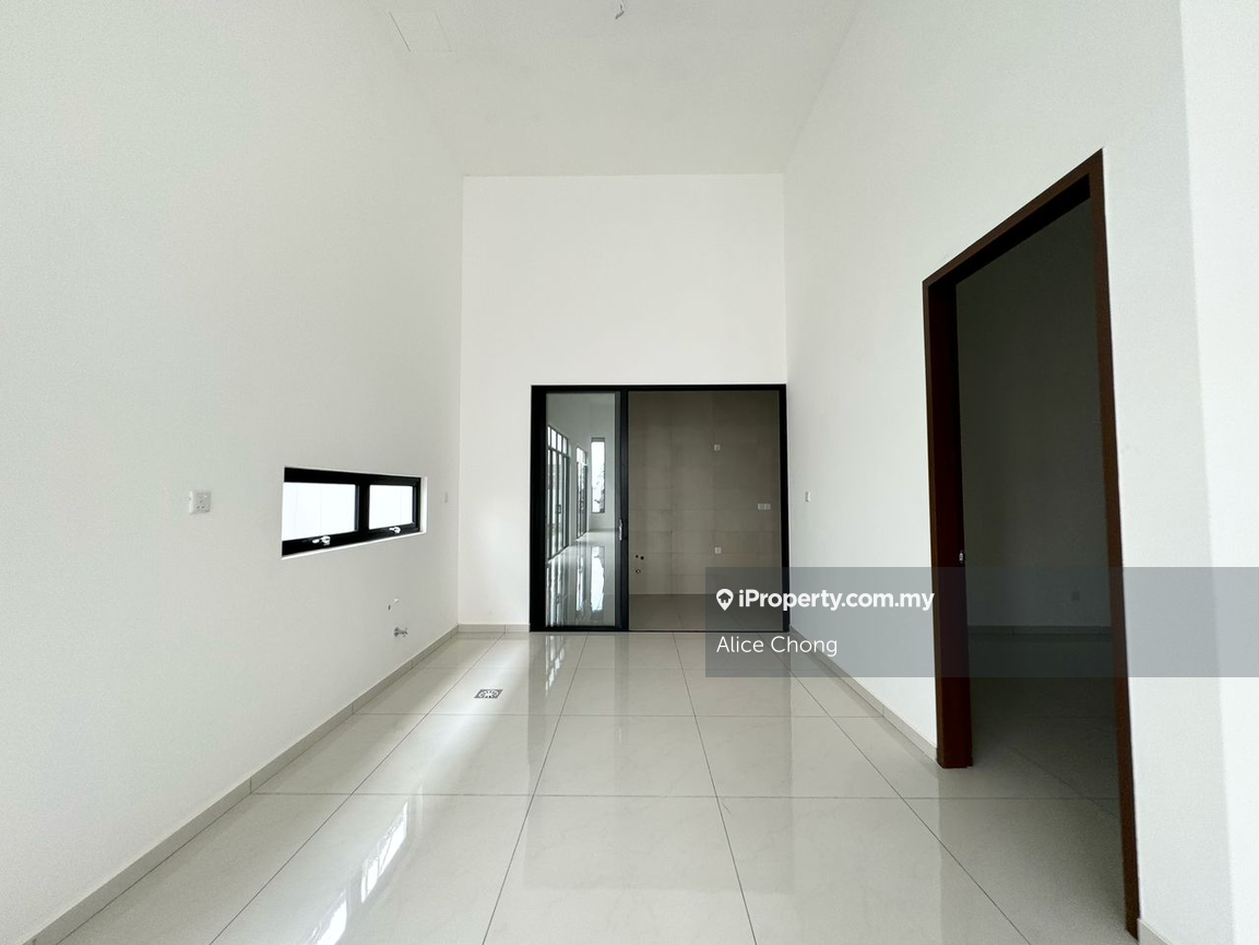 Cluster House for Sale in The Kews Senibong Leisure Farm, Gelang Patah by Alice Chong - iProperty.com.my