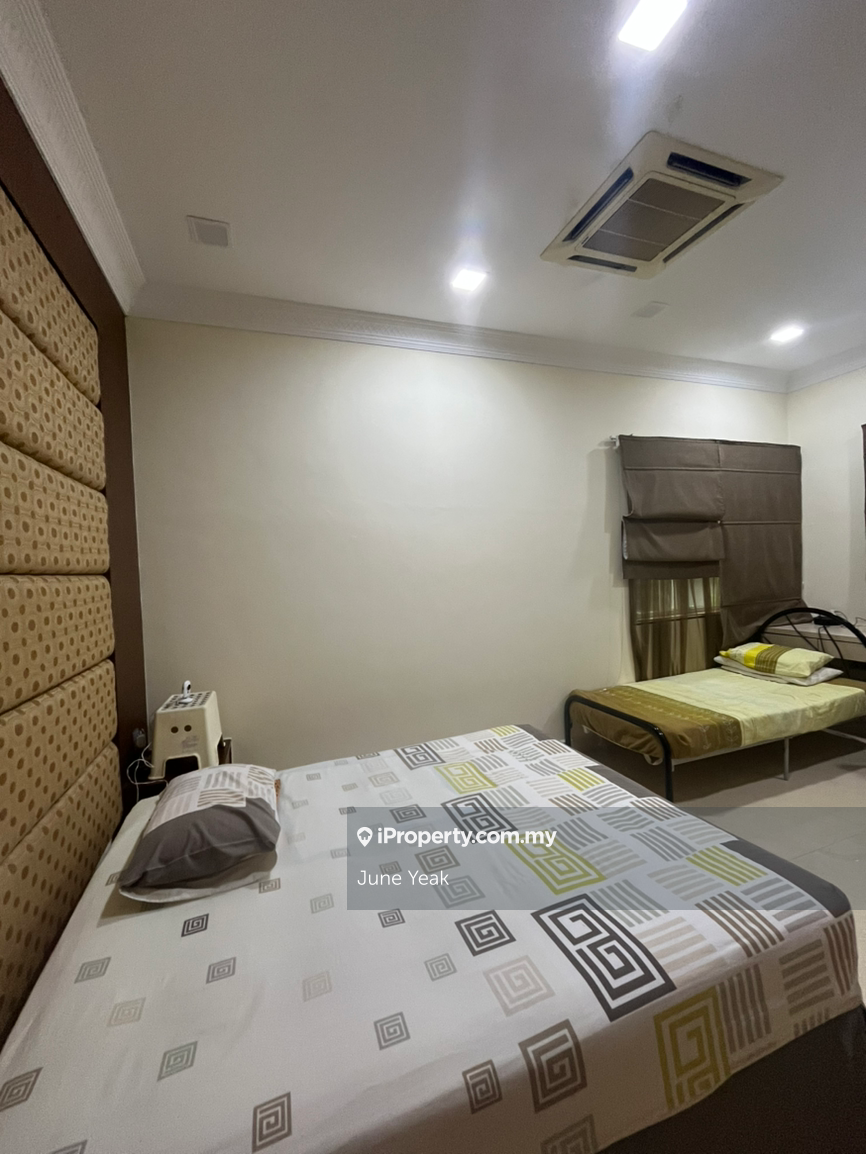 Bungalow House for Sale in Taman Villa Heights, Kajang by June Yeak - iProperty.com.my