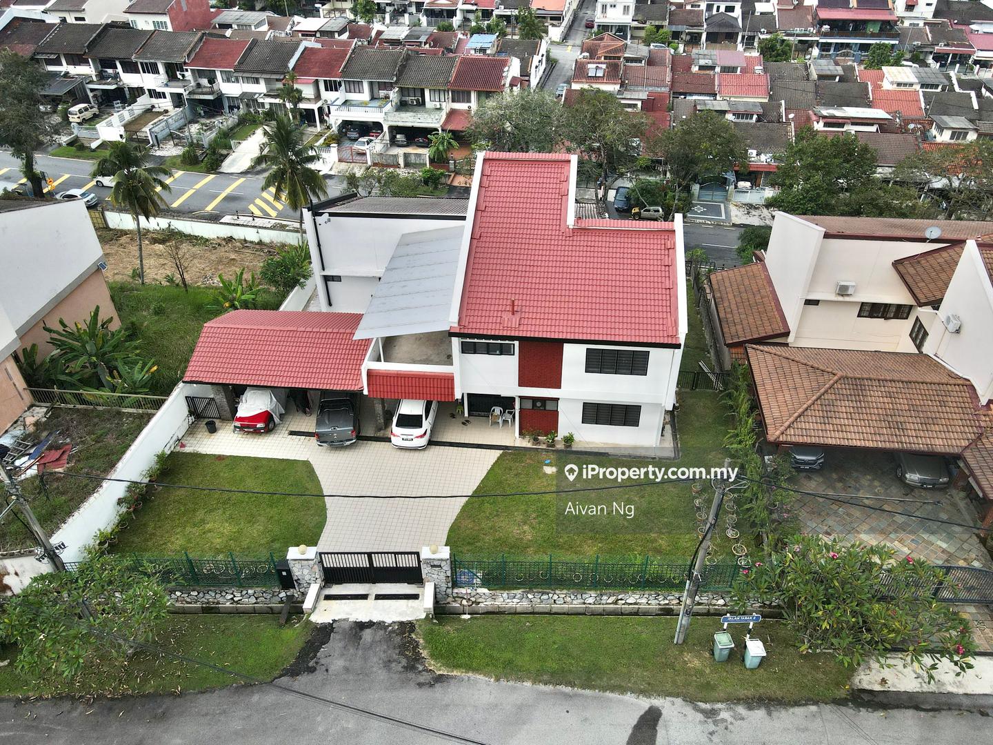 Bungalow House for Sale in Taman Lucky, Bangsar by Aivan Ng - iProperty.com.my