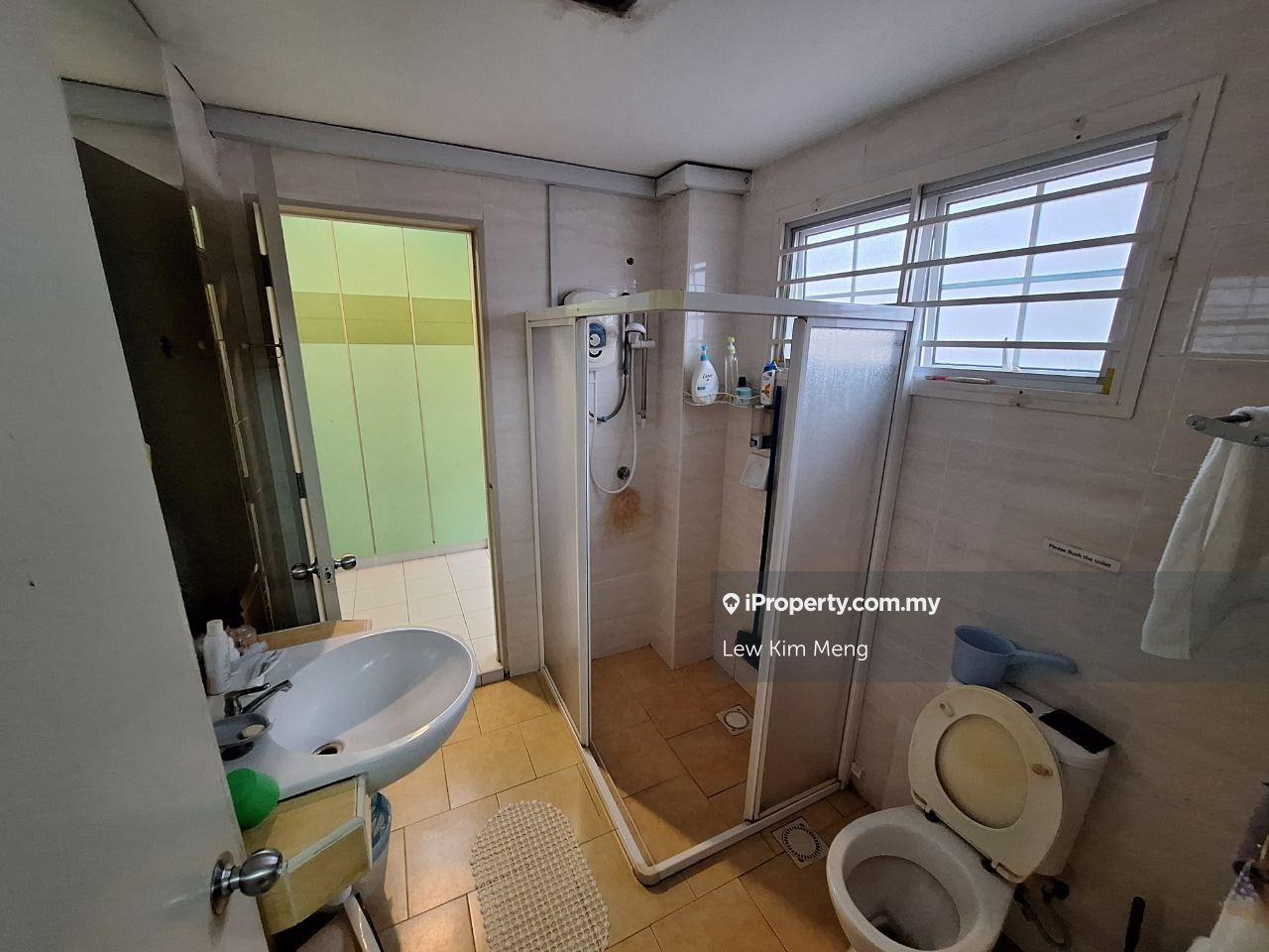 3-storey Terraced House for Sale in Laman Rimbunan, Kepong by Lew Kim Meng - iProperty.com.my