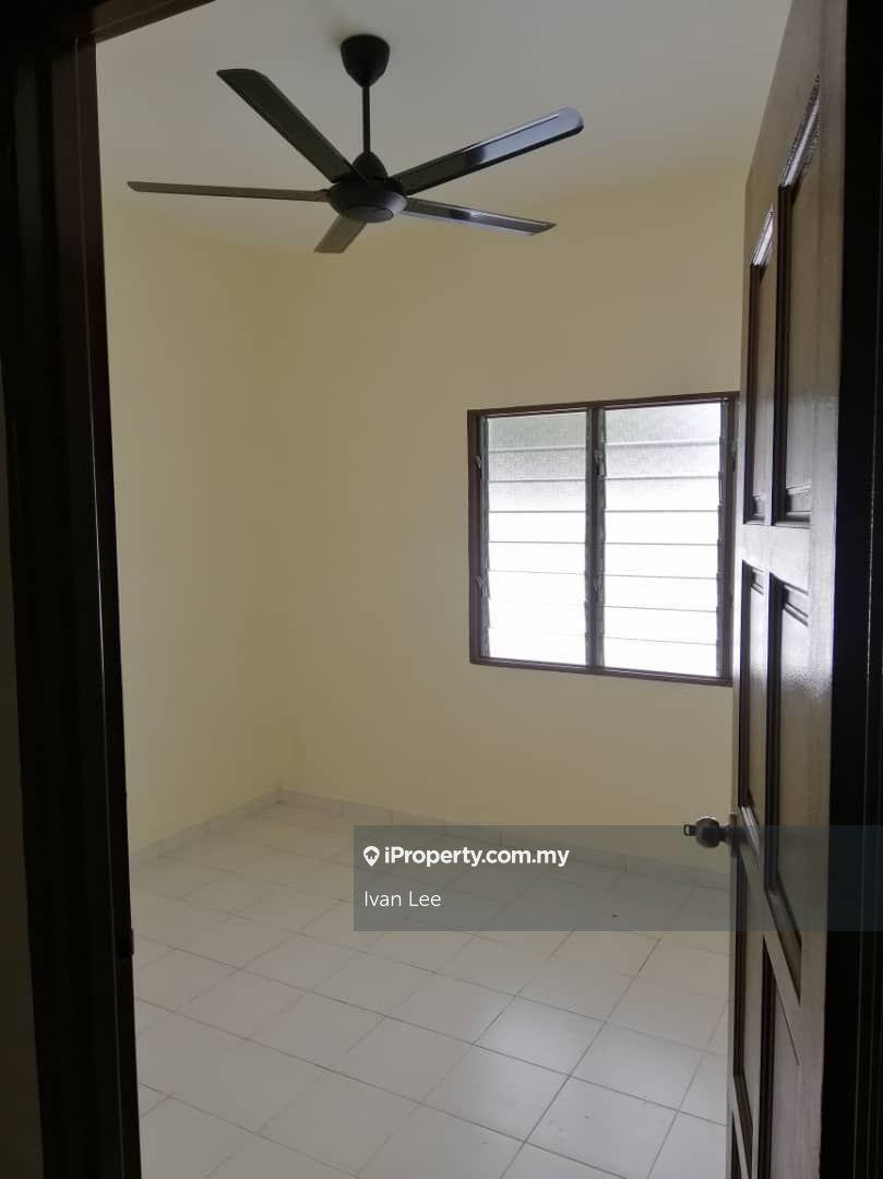 Semi-Detached House for Rent in Seksyen 8, Petaling Jaya by Ivan Lee - iProperty.com.my