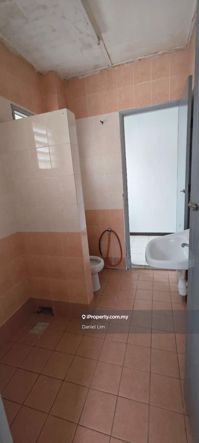 Rumah Berangkai 2 Tingkat untuk Dijual di Shah Alam, Selangor oleh Daniel Lim - iProperty.com.my