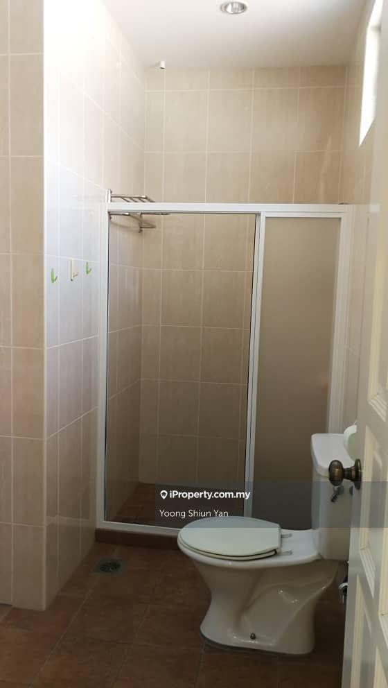 Rumah Berkembar untuk Dijual di Ujong Pasir, Melaka City oleh Yoong Shiun Yan - iProperty.com.my